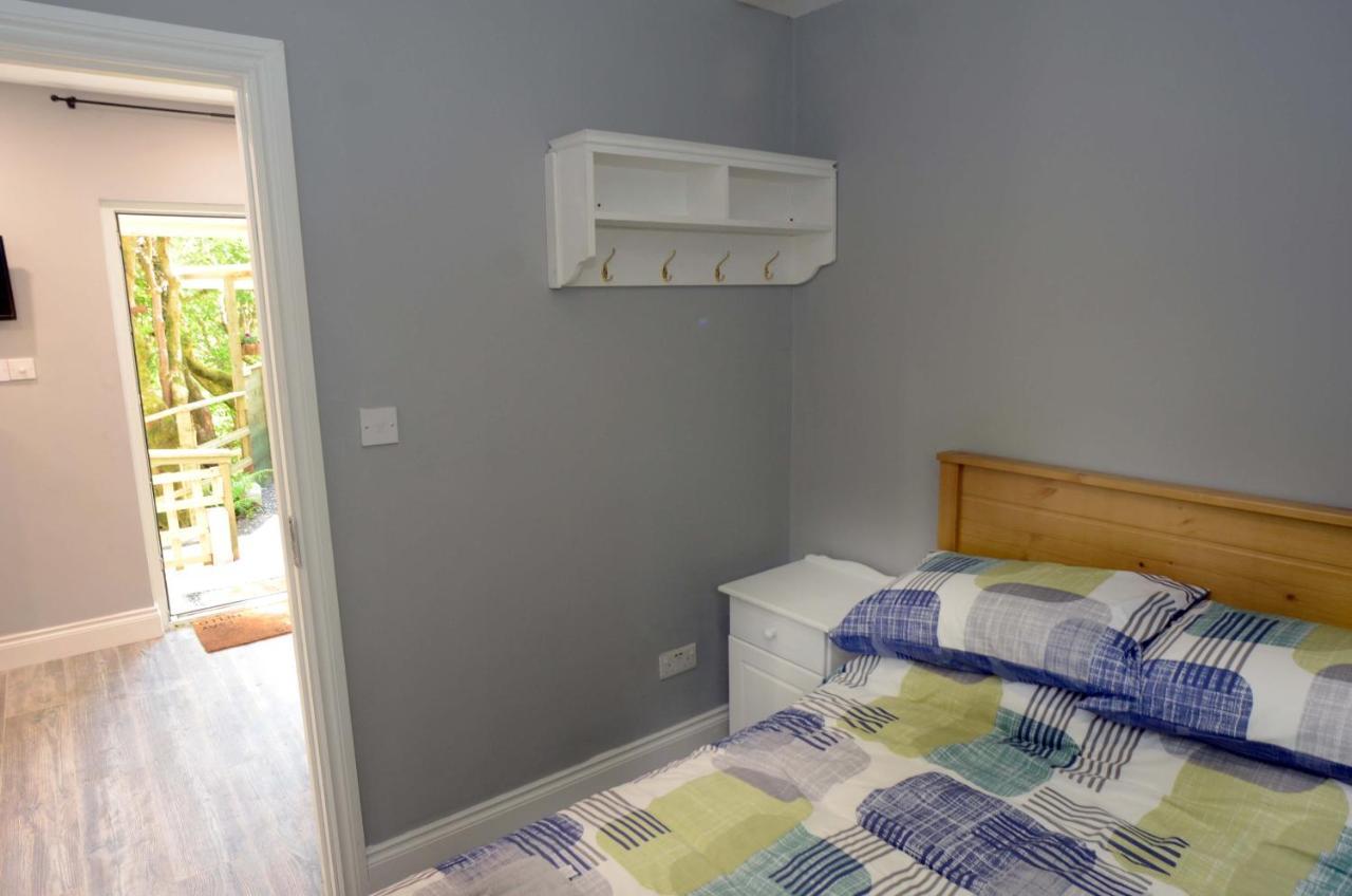 Tawny Lodge Westport Eksteriør bilde